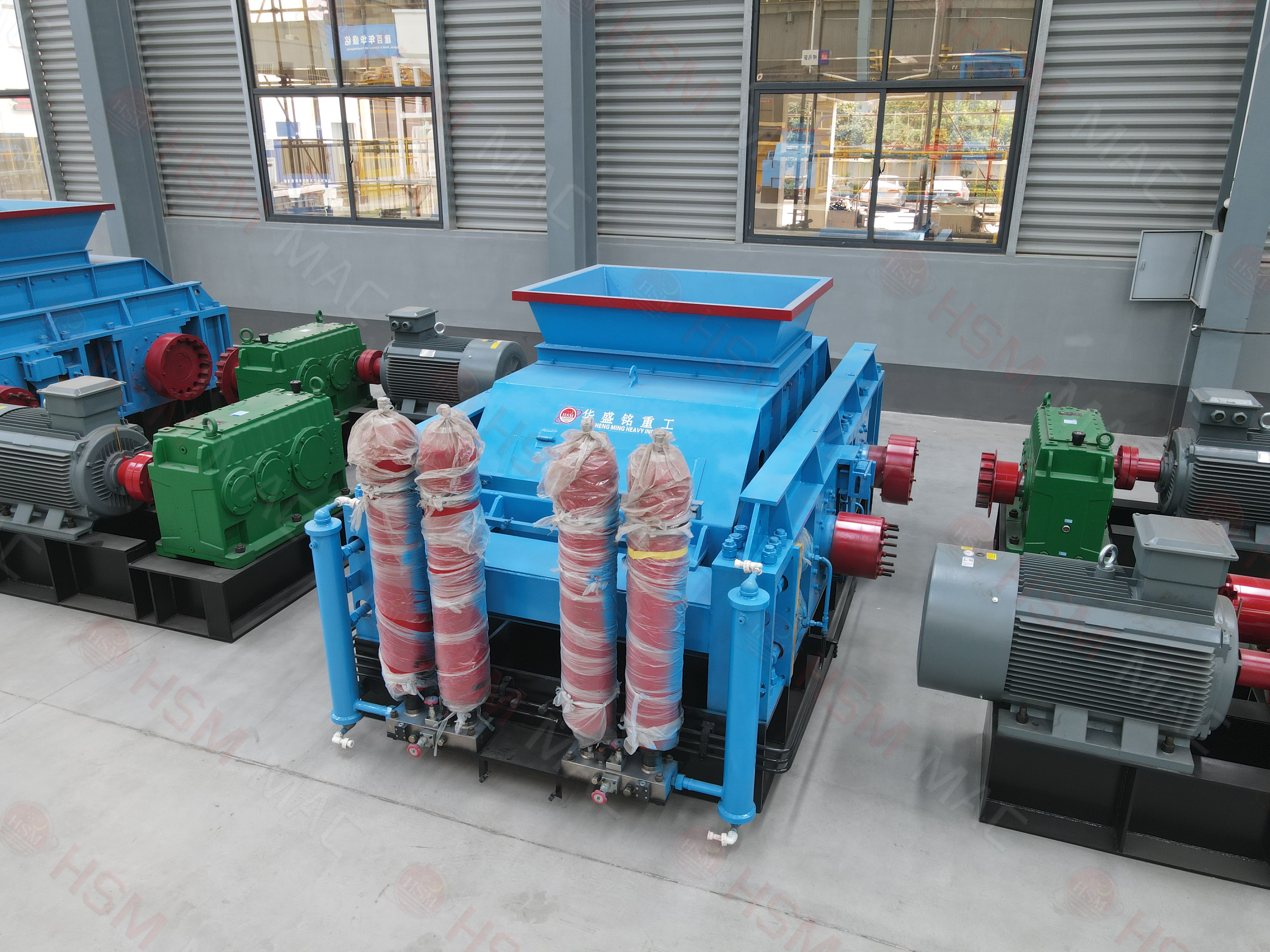 磚廠用對輥破碎機，對輥破碎機機廠家，大型對輥破碎機，對輥破碎機價格